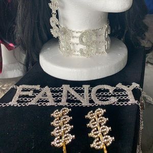 $$$ Dollar Rhinestone Necklace